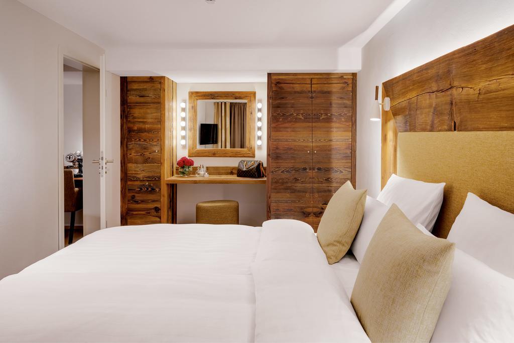 Adler Haeusern Gourmet & Spa Hotel Exterior foto
